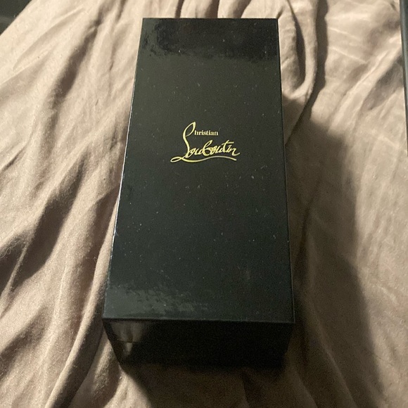 Christian louboutin lipstick - Picture 1 of 5